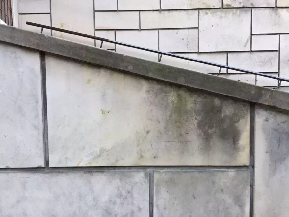 Zabrudzony beton